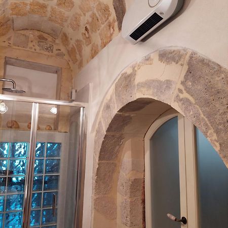 La Gorgone Ortigia Apartments Сиракуза Екстериор снимка