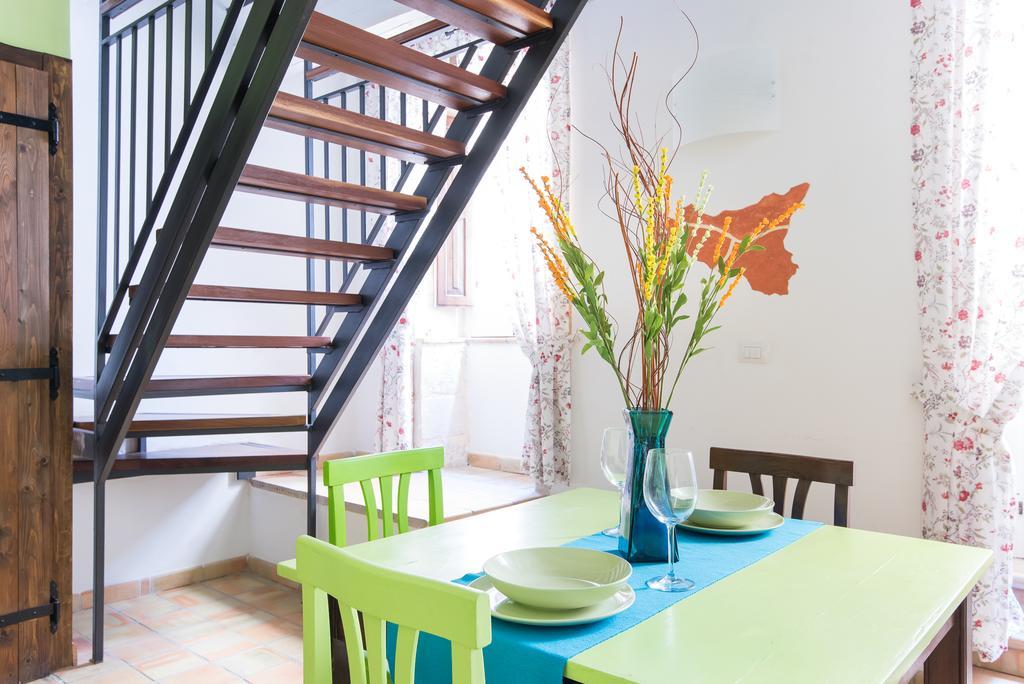 La Gorgone Ortigia Apartments Сиракуза Екстериор снимка