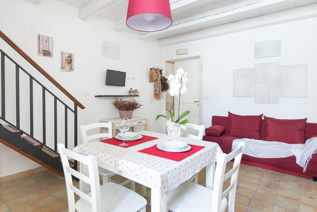 La Gorgone Ortigia Apartments Сиракуза Екстериор снимка